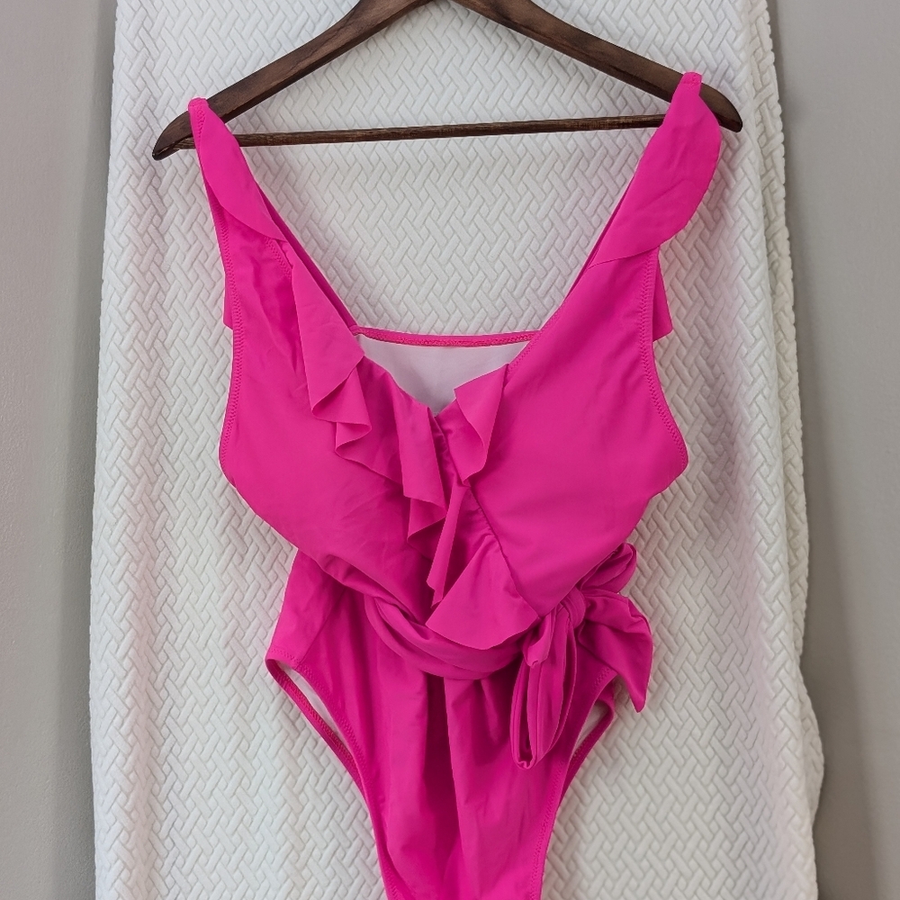 Swim suit